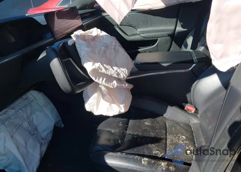 2022 Tesla Model S Dual Motor All-Wheel Drive z USA, uszkodzony, nr VIN 5YJSA1E50NF462485